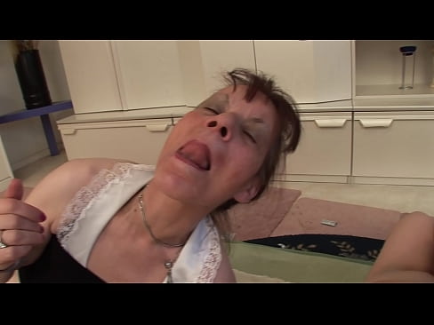 ❤️ Due nonne e un nonno fanno una cosa a tre Video di sesso al it.hqpornvideos.ru ❌❤